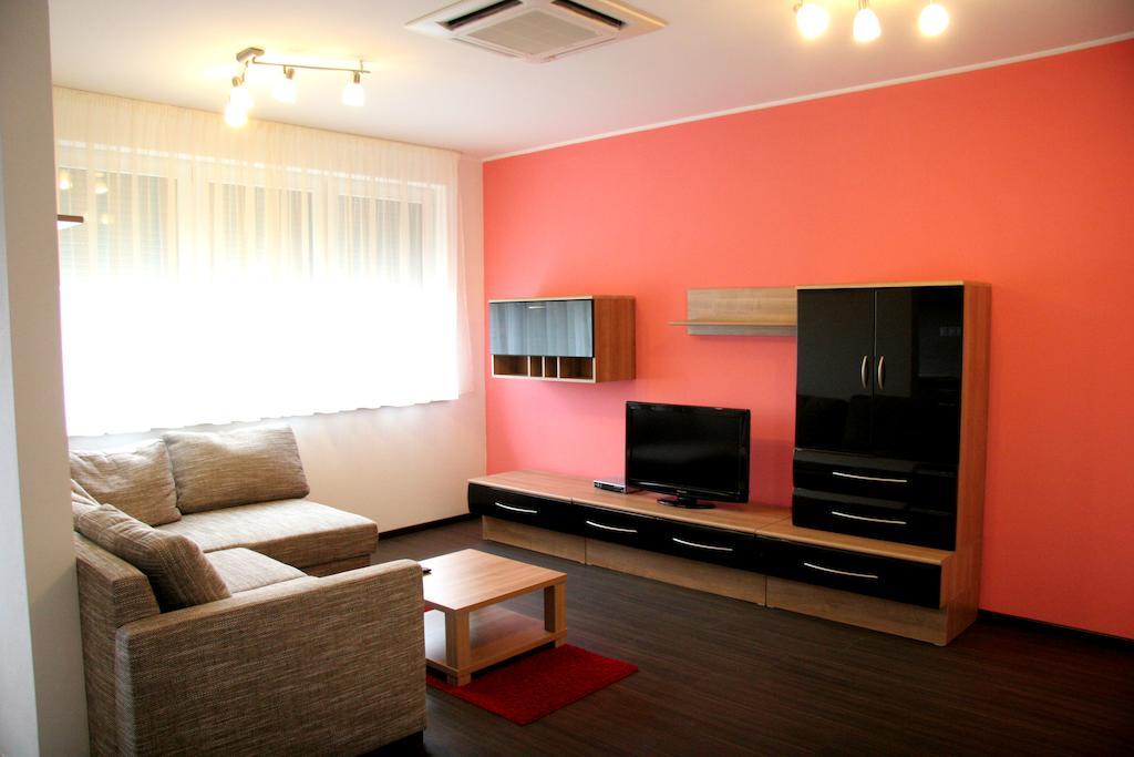 Fine Restaurant & Apartments マラツキ 部屋 写真
