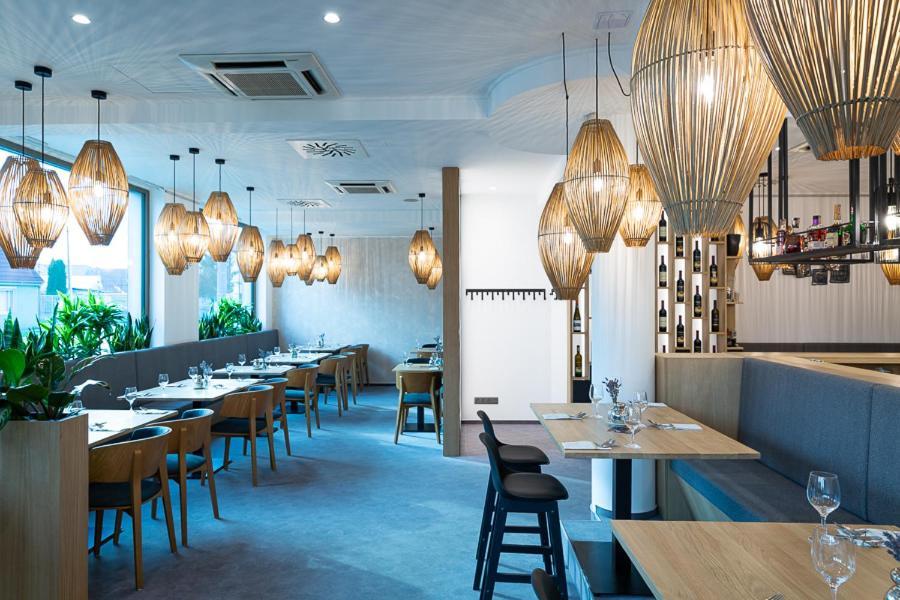 Fine Restaurant & Apartments マラツキ エクステリア 写真